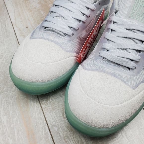 Vans AVE Pro Beatrice Domond Bonejade - Picture 2 of 13